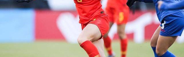  法国国脚租借回归老东家救主  