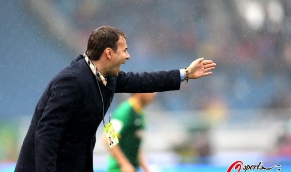  VAR争议判罚引发主帅集体炮轰  