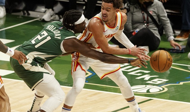  特雷杨狂送十七次助攻，老鹰多点开花大胜活塞止连败  