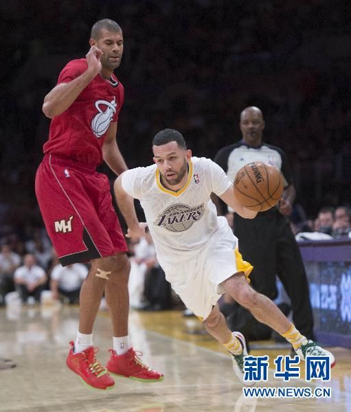  班凯罗27，魔术主场不敌热火